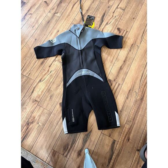NWT Seadoo mens small wetsuit shorties - Picture 4 of 7